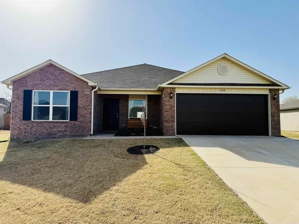 228 Cole Dr, Brookland, AR 72417