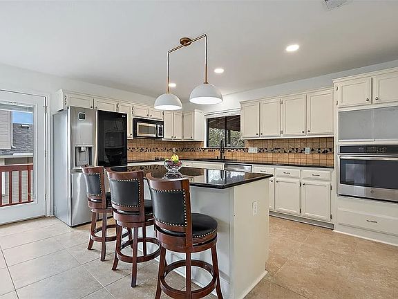4th image of 10704 Callanish Park Dr