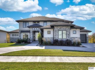 17803 Binney St, Omaha, NE 68116