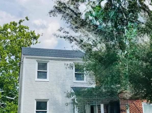 404 Burbank St SE, Washington, DC 20019