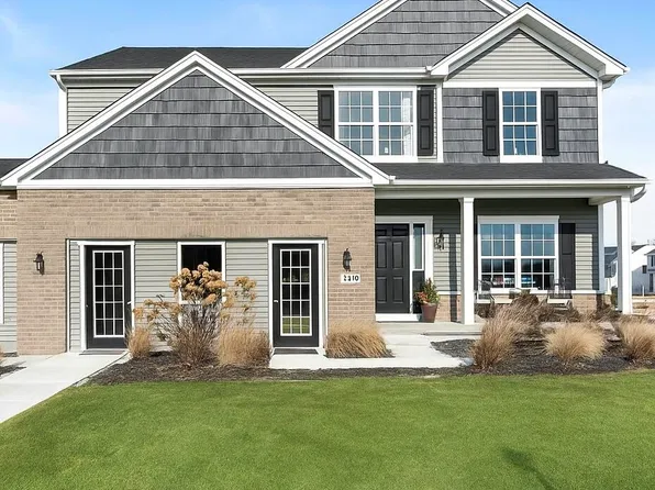 10347 Nevada Ct, Crown Point, IN 46307