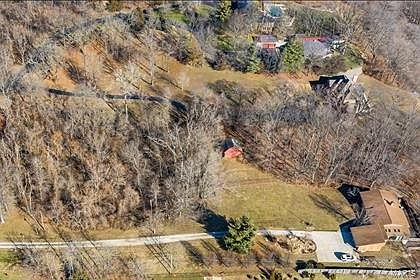 4th image of 6810 Christopher Dr