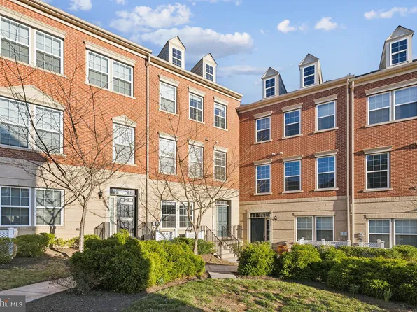 16069 Haygrath Pl, Gainesville, VA 20155