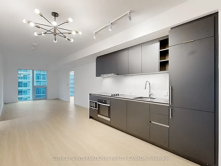 8 Wellesley St W #707 — Photo 14