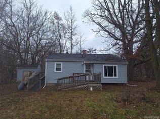 4072 Brown St, Flint, MI 48532