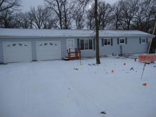 1st image of 101 70th Ave N