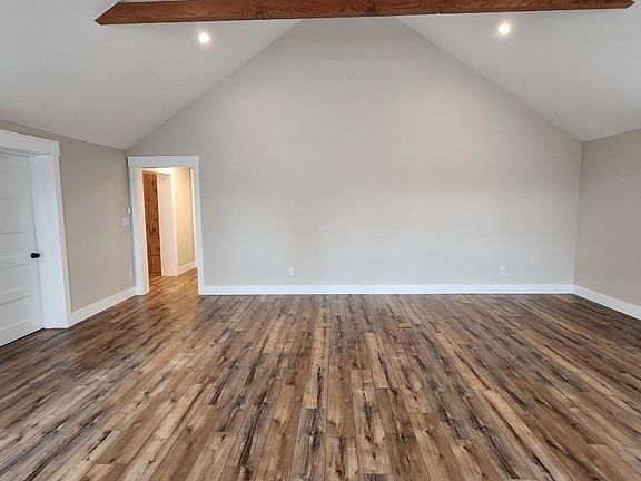 3rd image of 29991 Lake Creek Dr