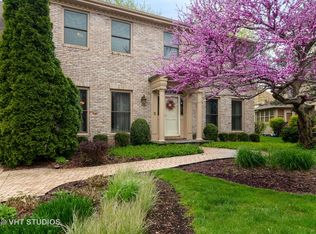 1453 Radcliff Ln, Aurora, IL 60502