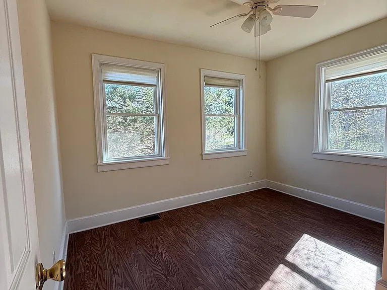 9253 Dahlgren Rd — Photo 20