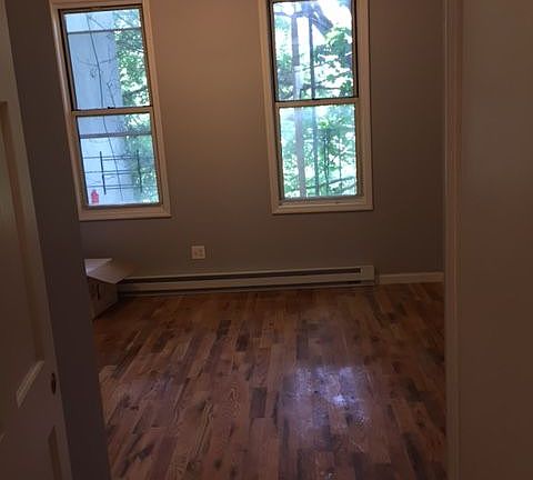 3rd image of 1507 Dekalb Ave APT 2L