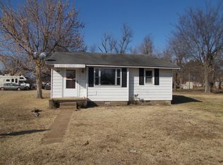 107 SW 2nd St, Corning, AR 72422