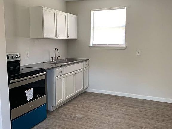 5th image of 1553 W 36th St APT 1