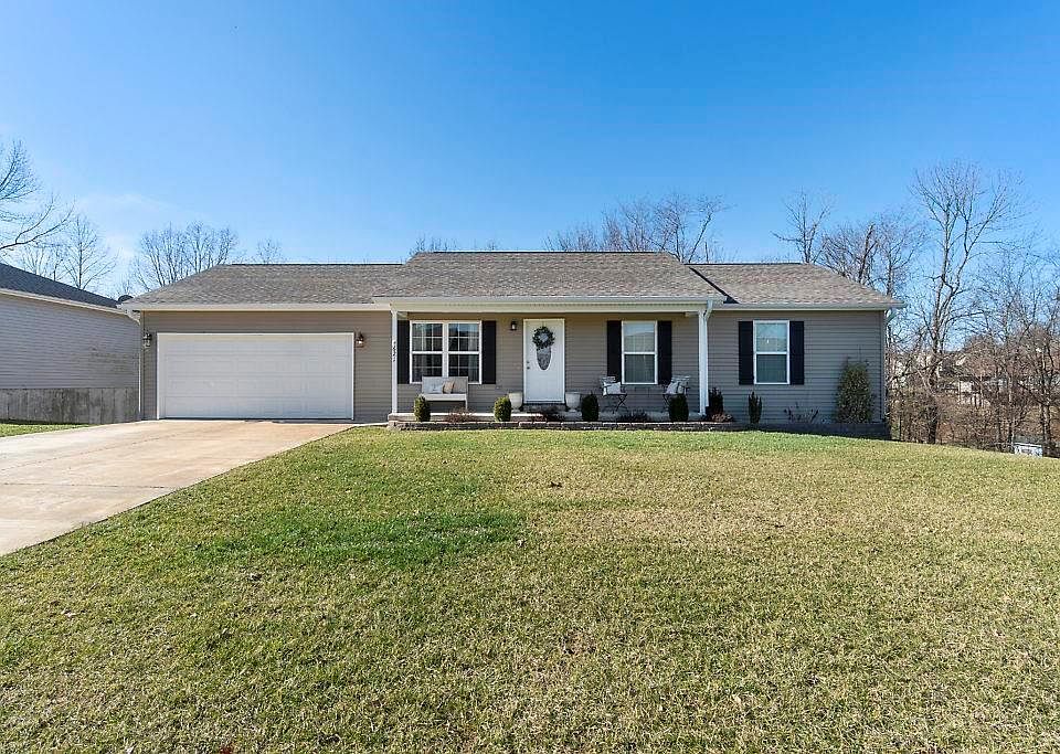 1st image of 621 N Donna Dr