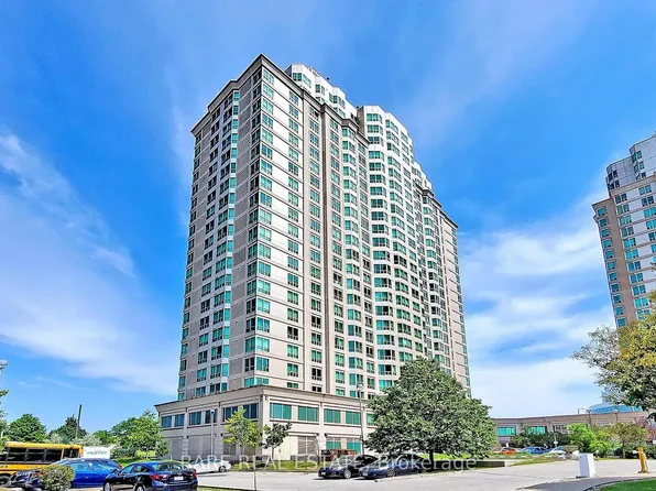 11 Lee Centre Dr, Toronto, ON