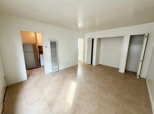 1403 Ocean Ave APT C, Seal Beach, CA 90740