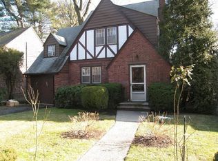 1175 Sussex Rd, Teaneck, NJ 07666