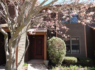 10 Cianci Ave APT 3, Plainville, CT 06062