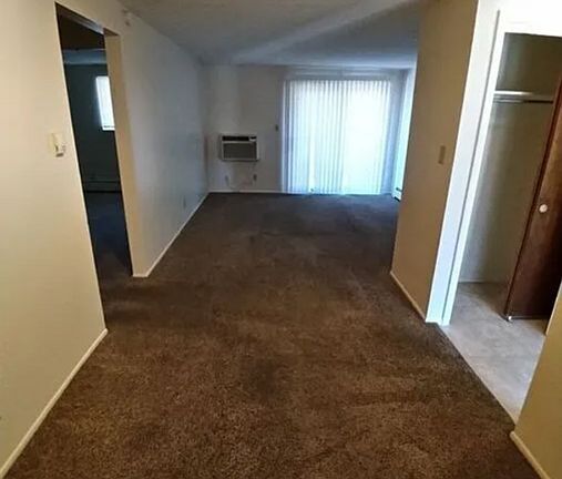 4th image of 1060 17th Ave APT 7