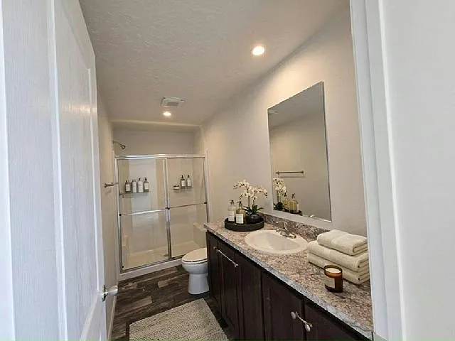 121 Yoseph St #73 — Photo 5