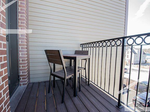 internal_unit_photo_0.96875