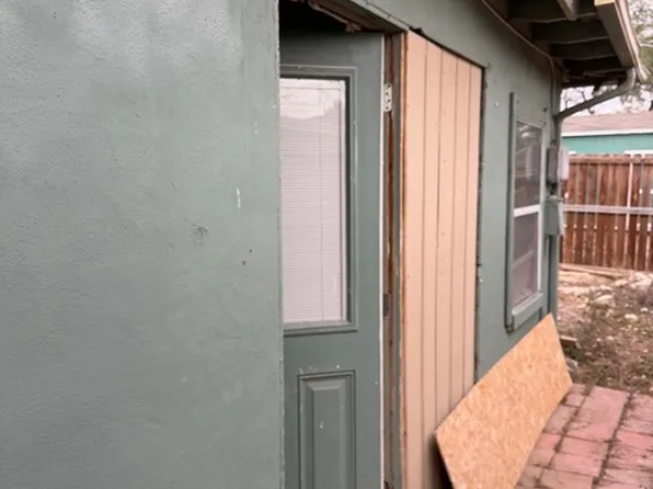 243 Beverly Garage Unit 2, San Antonio, TX 78228