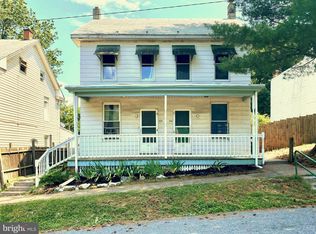 739 Girard St, Harrisburg, PA 17104
