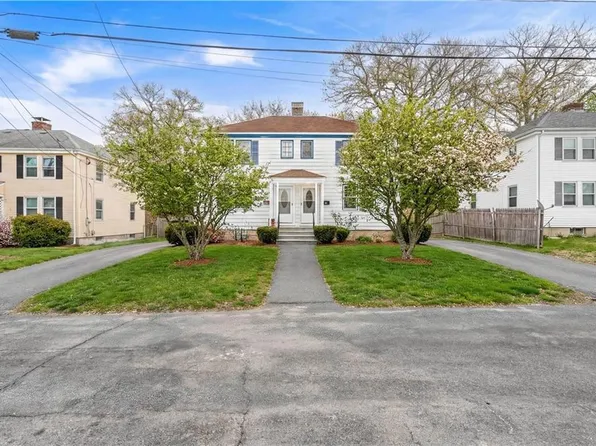 148 Yorktown Rd, North Kingstown, RI 02852