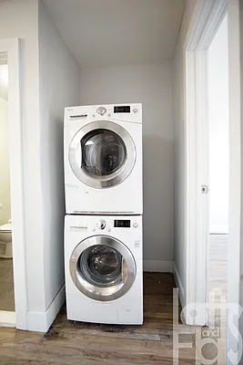 Rented by Lofts and Flats LLC | media 20