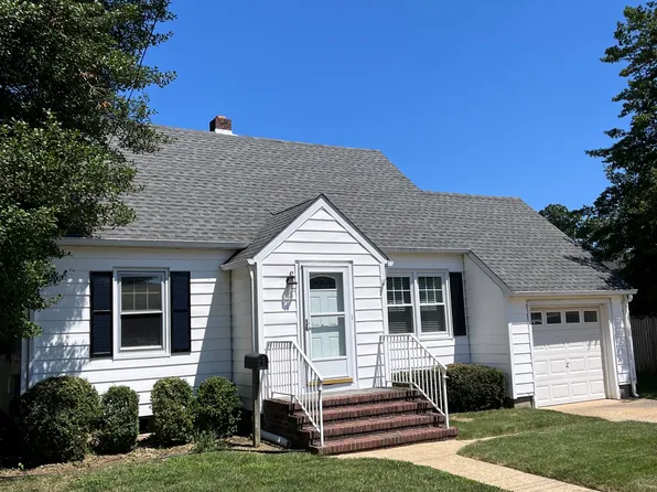 7 Rosalie Ave, Rumson, NJ 07760