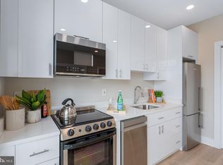 820 18th St NE #101, Washington, DC 20017