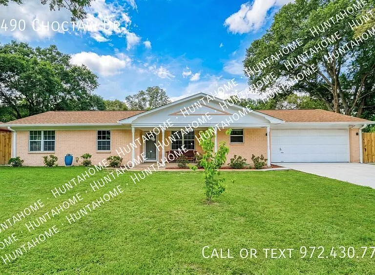 13490 Choctaw Dr — Photo 1