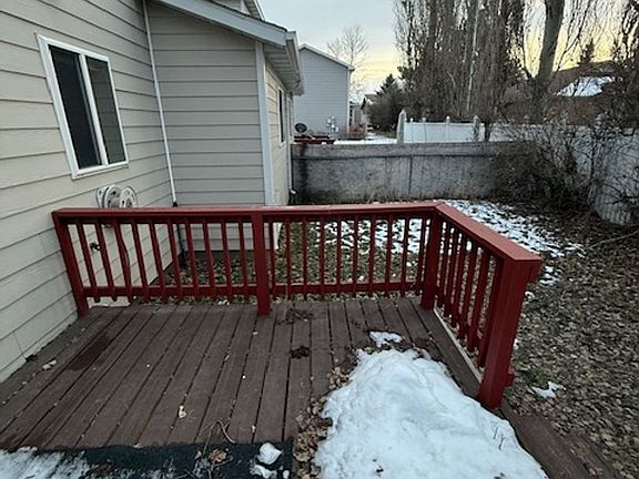 3rd image of 513 Prairie Ave #59718