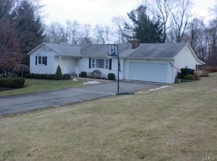 24 Smoke Hill Dr, New Fairfield, CT 06812
