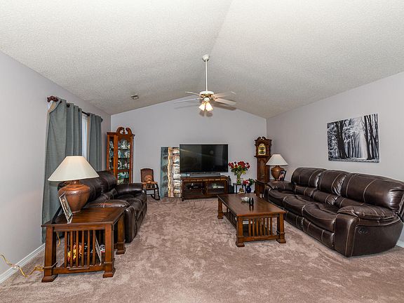 4th image of 1307 Belleau Dr