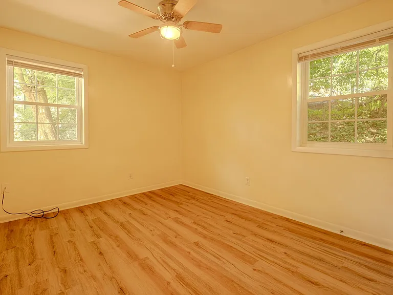 2BR on UGA Bus Route Minutes from UGA & Downtown Athens — Photo 19