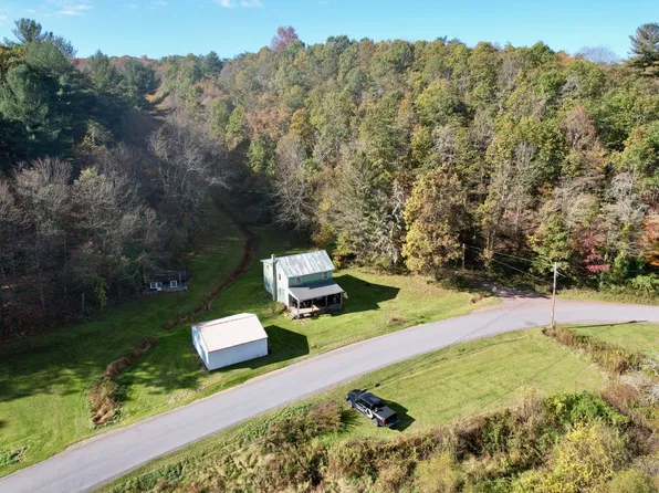 633 Battleground Hollow Rd, Everett, PA 15537