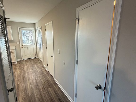 3rd image of 118 Dill Ln APT F