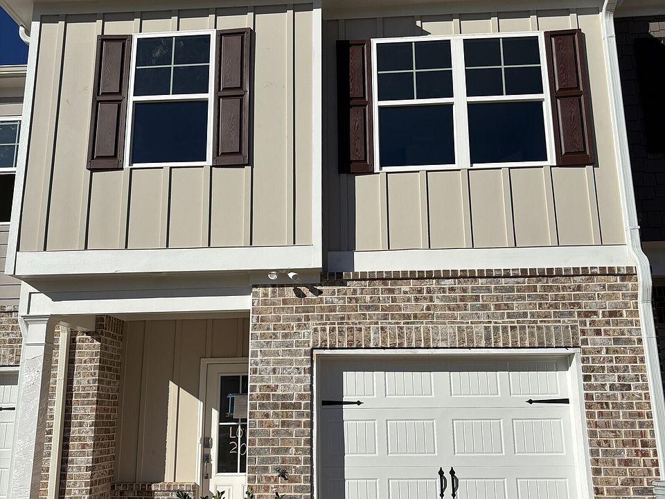 1st image of 2809 Lillian Ln