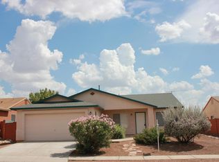 10216 E Rainbow Meadow Dr, Tucson, AZ 85747