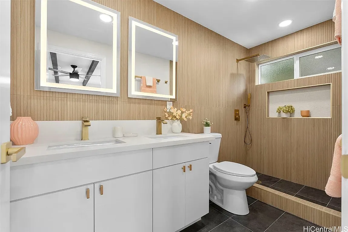 4 bed, $1,240 — Photo 1