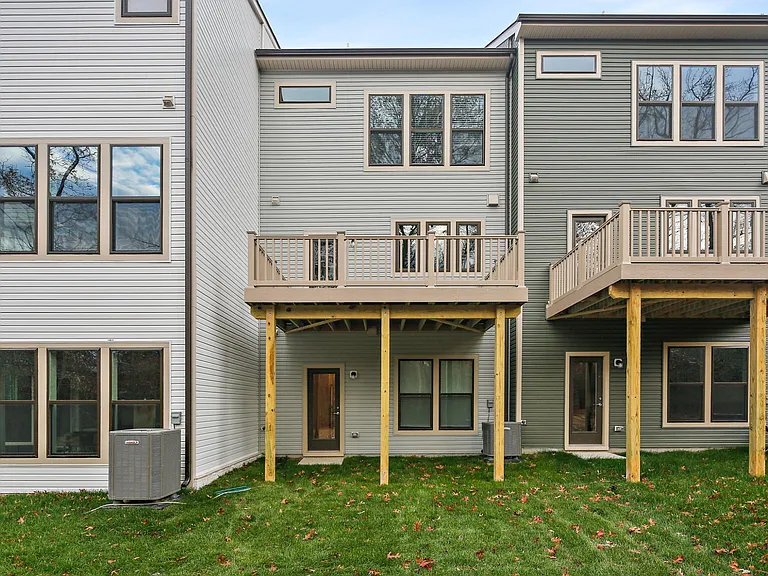 3410 Watershed Blvd — Photo 27