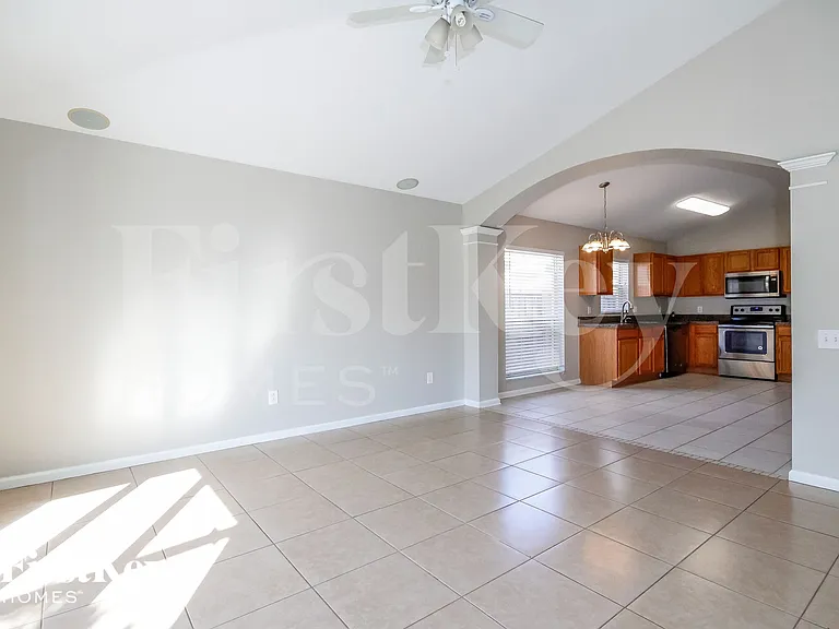 10214 Hunters Haven Blvd — Photo 2