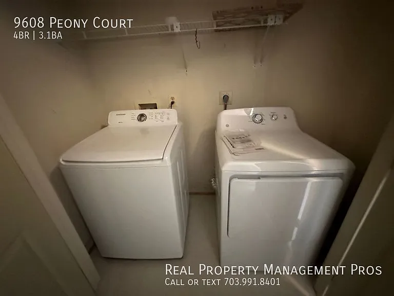9608 Peony Ct — Photo 24