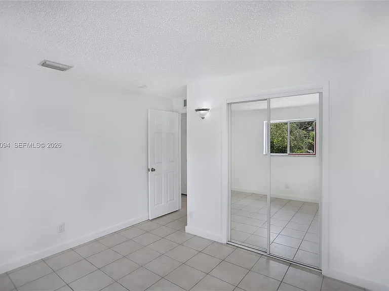 1522 SW 30th St #1 — Photo 11
