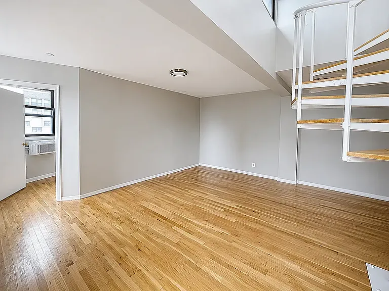 131 E 83rd St #7AA — Photo 6