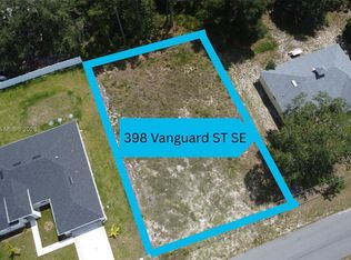 398 Vanguard St SE, Palm Bay, FL 32909