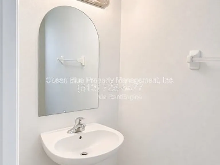 4524 Amberly Oaks Ct — Photo 11