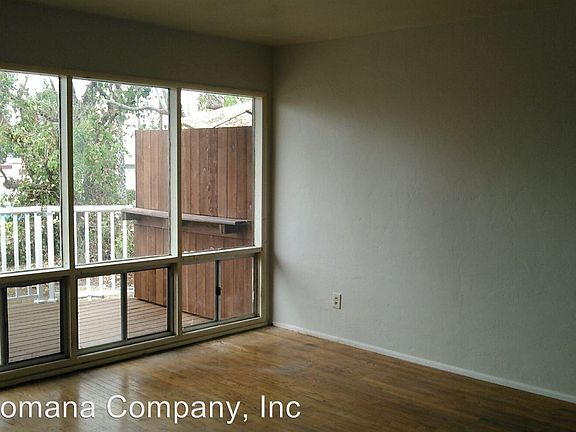 3rd image of 4819 Jumano Ave