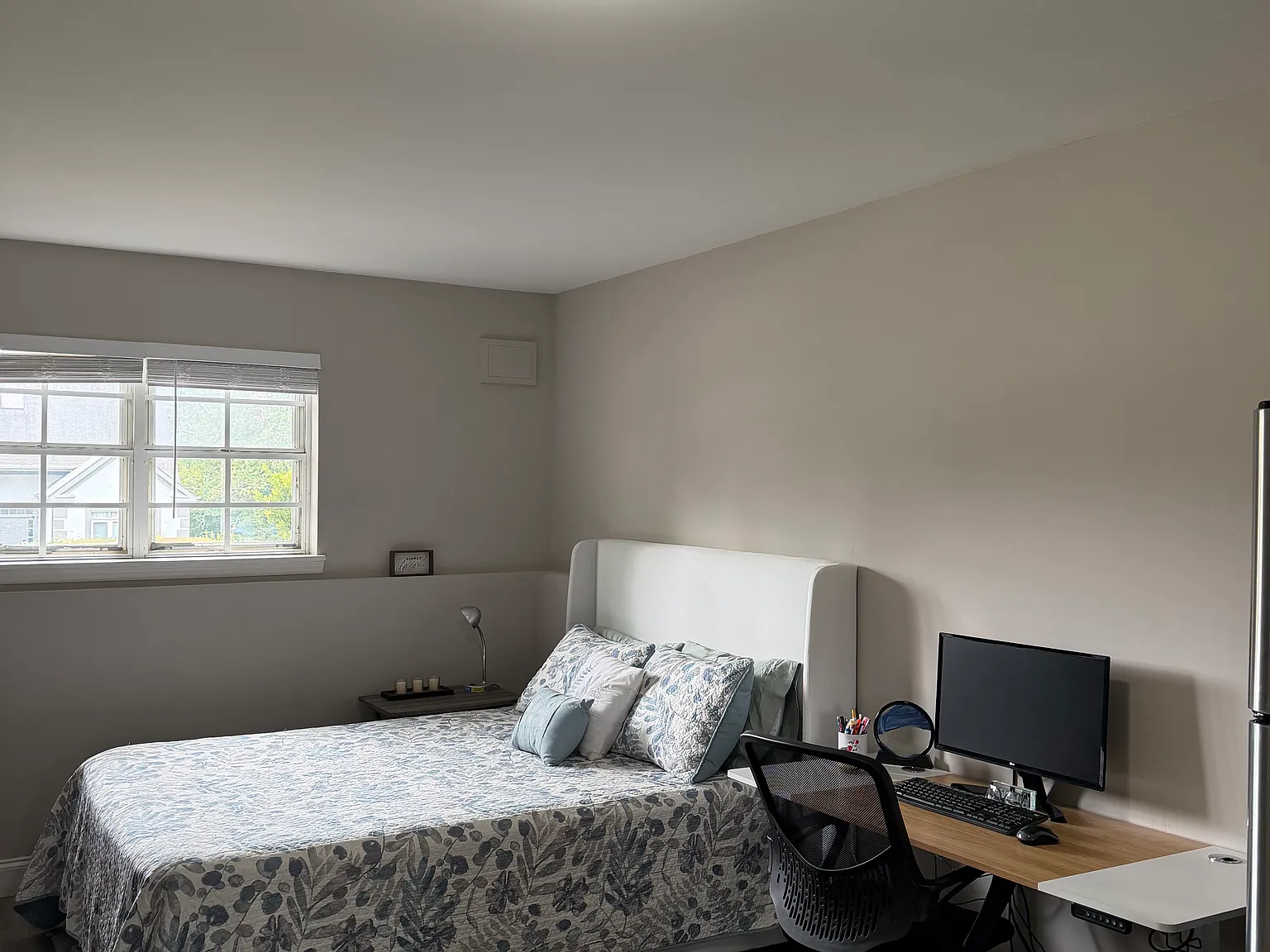 Studio, $1,200 — Photo 4