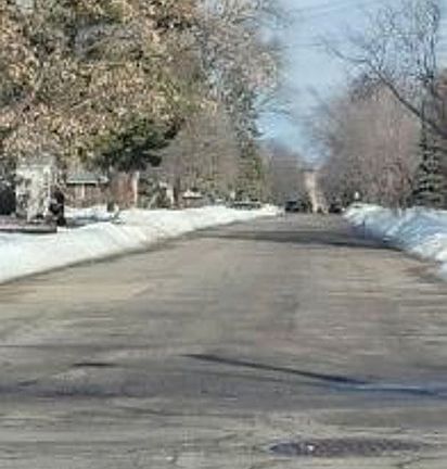 Exterior Neighborhood (street photo)